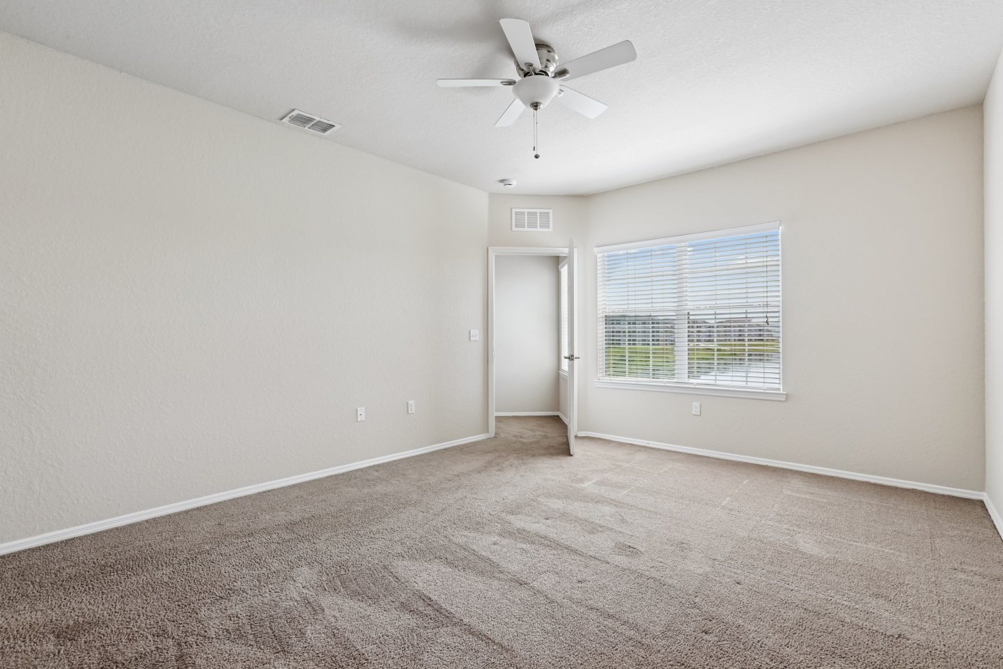 Century Lakehouse Image 1