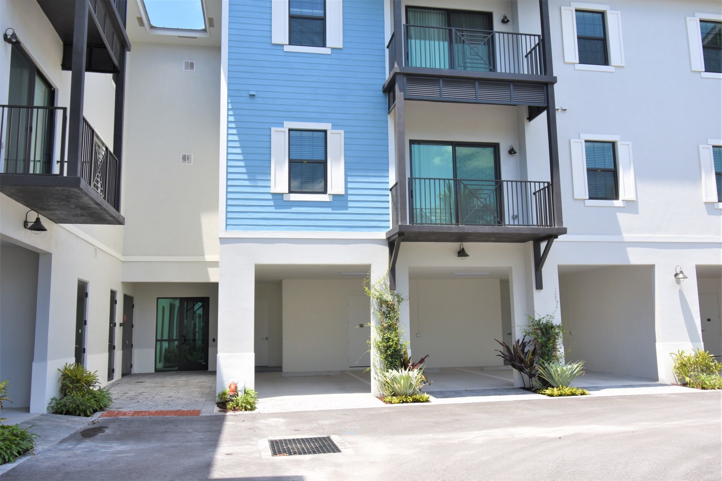 Azul Luxury Image 14