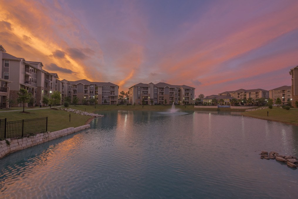 Rise Spring Cypress Image 16