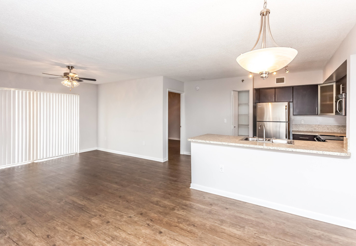 Sunset Gardens Apartments Image 25