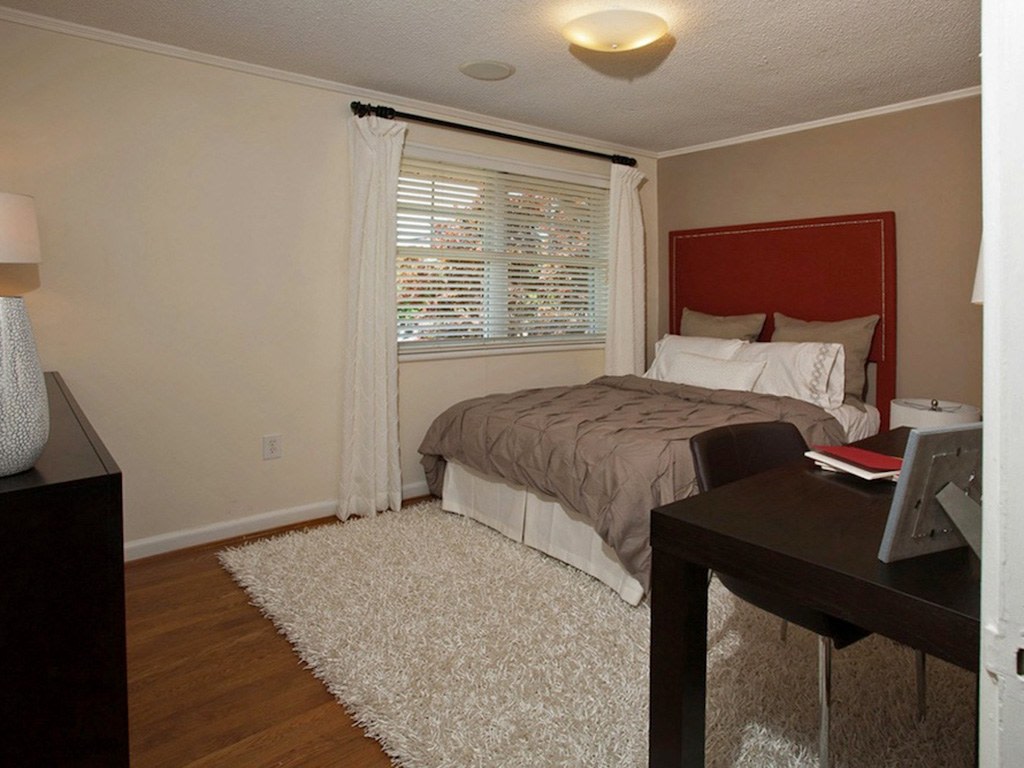 Glen Lennox Apartments Image 7