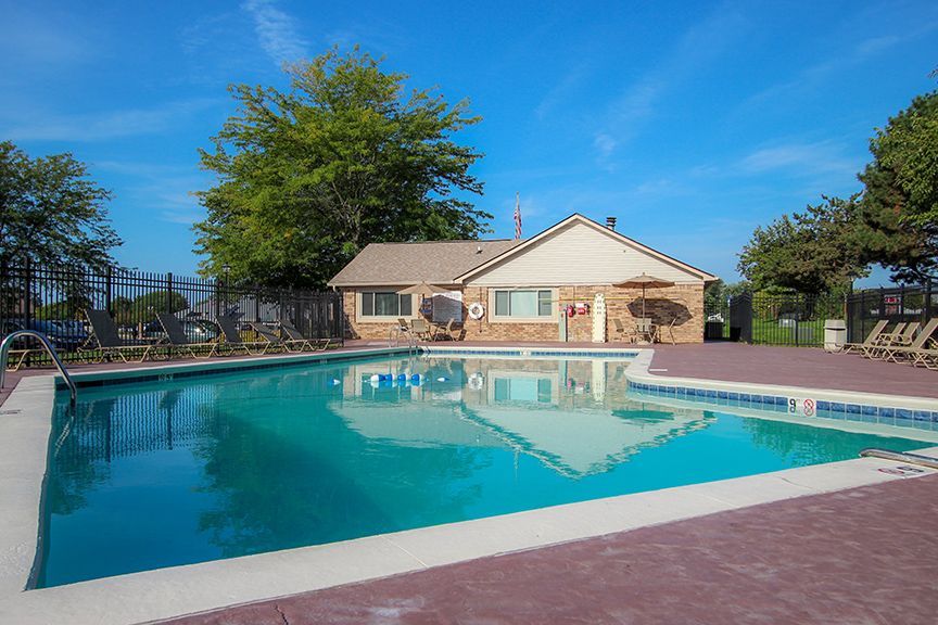 Mission Hills Village Image 20