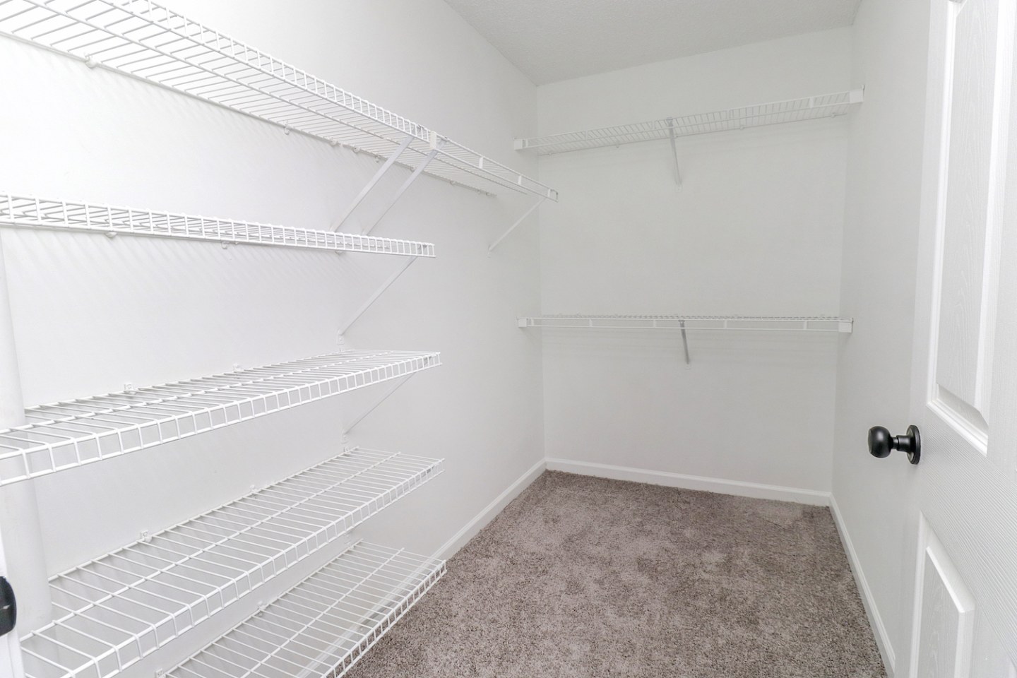 The Oaks Apartments Image 37