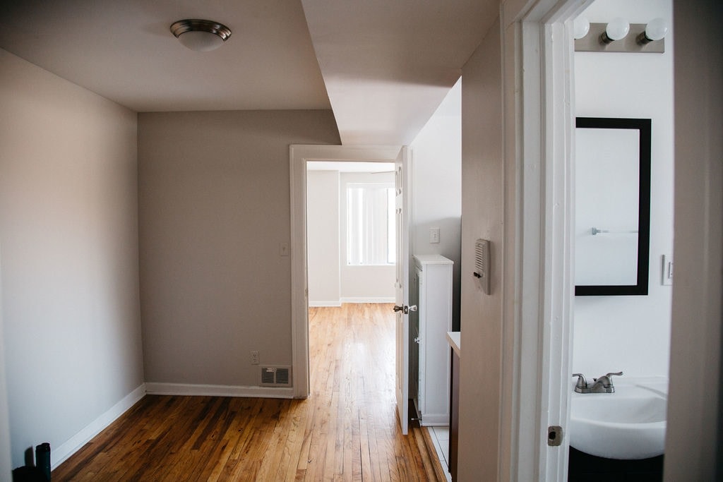 Birchcrest Apartments Image 16