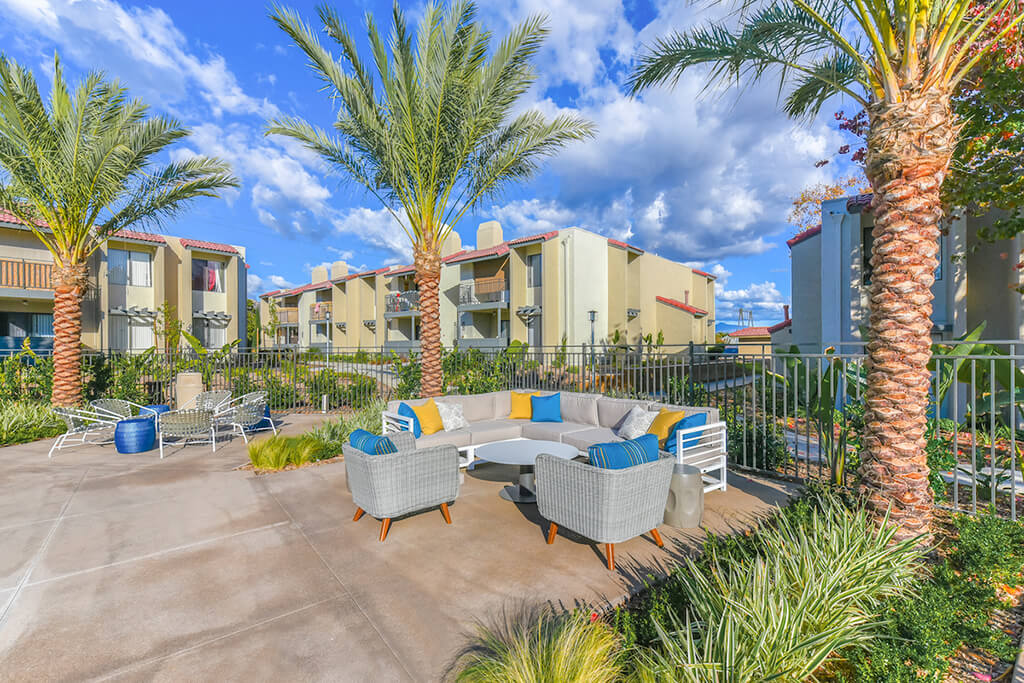 Santee Villas Image 17
