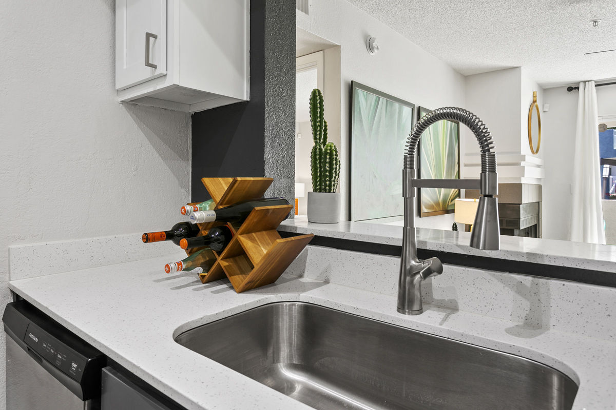 Jade Scottsdale Image 9