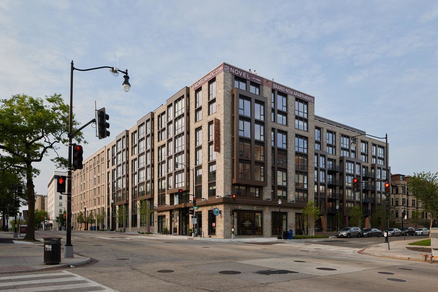 NOVEL 14th Street Image 78