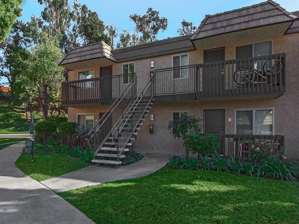 Bluffs at Carlsbad Apartments Image 43