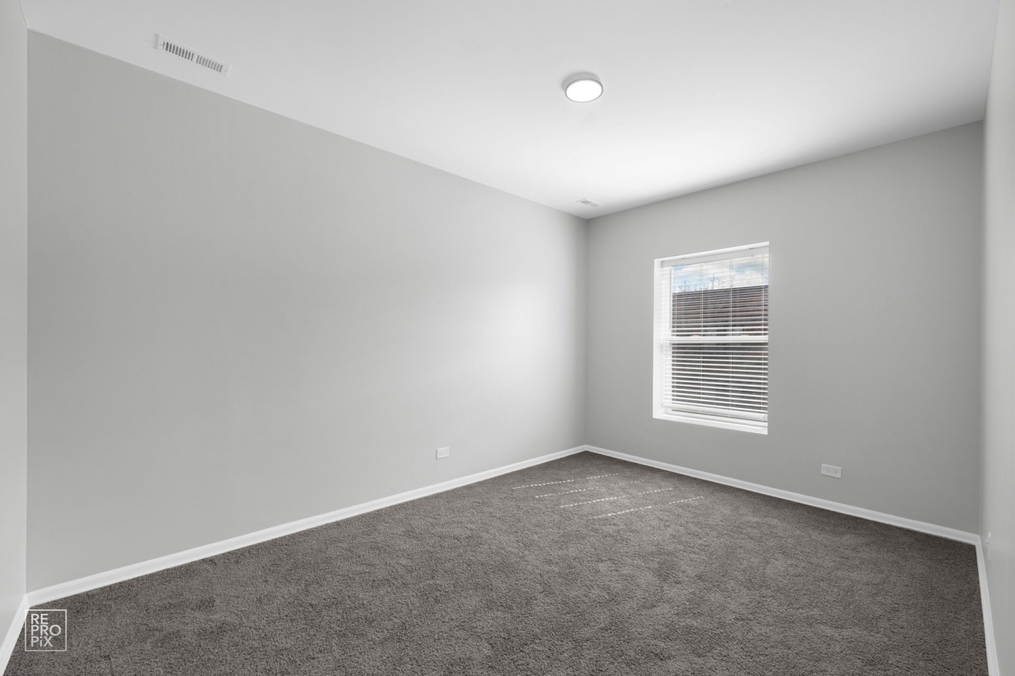 4750 S Calumet Ave Image 18