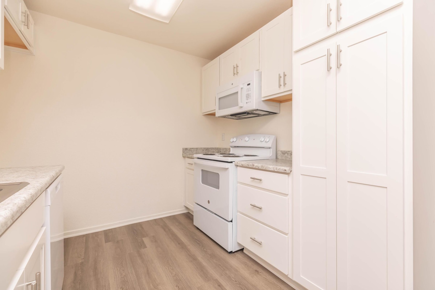Highland Creek Apartment Homes Image 17