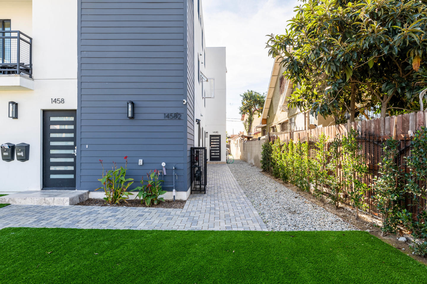 1458 37th Place - Co-Living Image 10