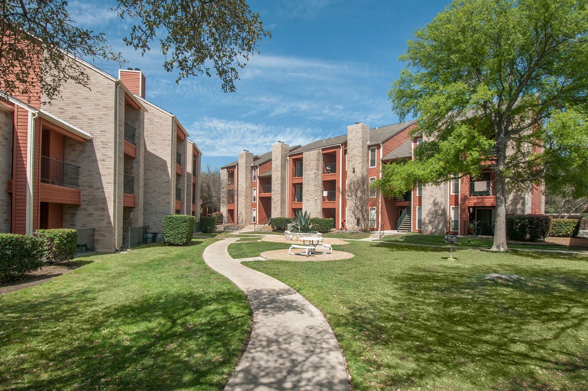 Ashley Oaks Apartments Image 21