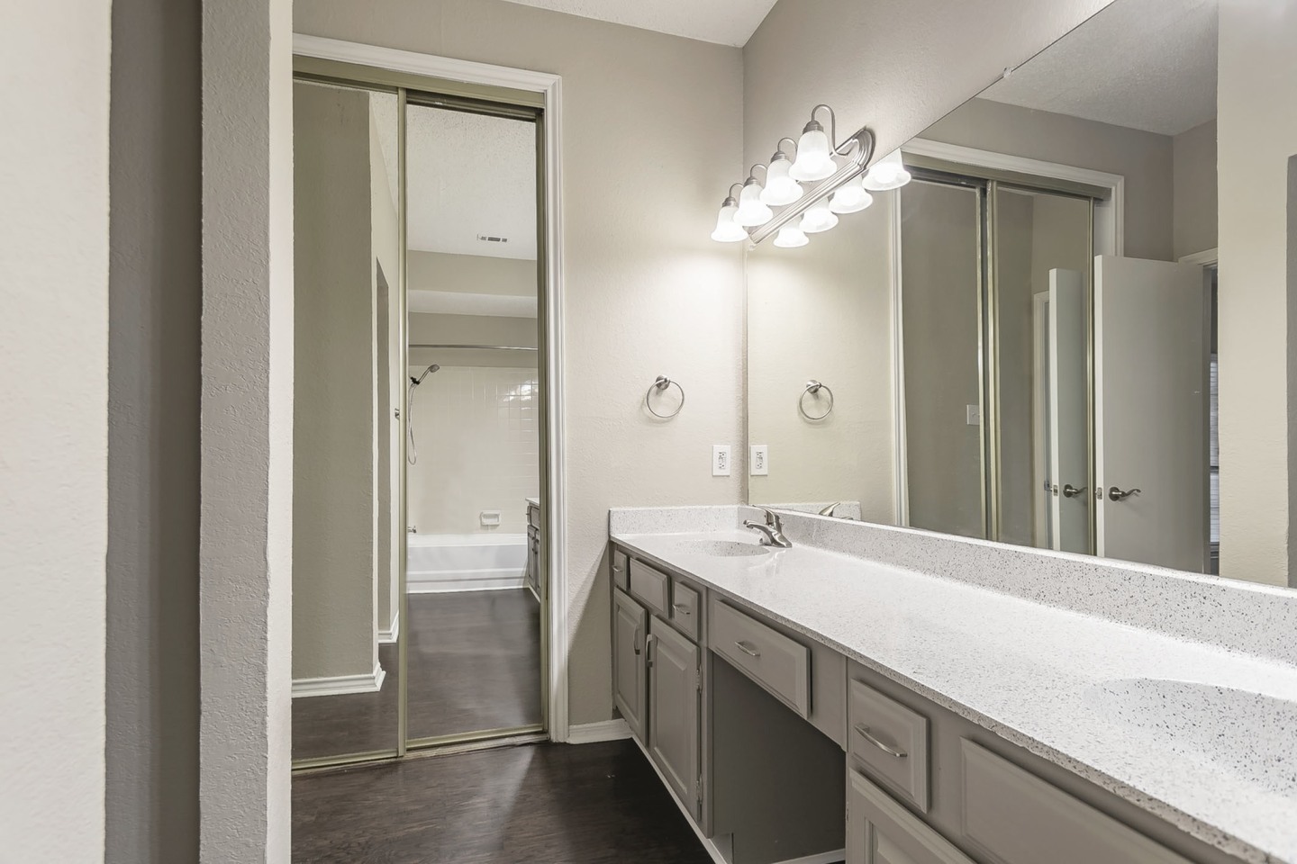 Broadmoor Villa Image 32