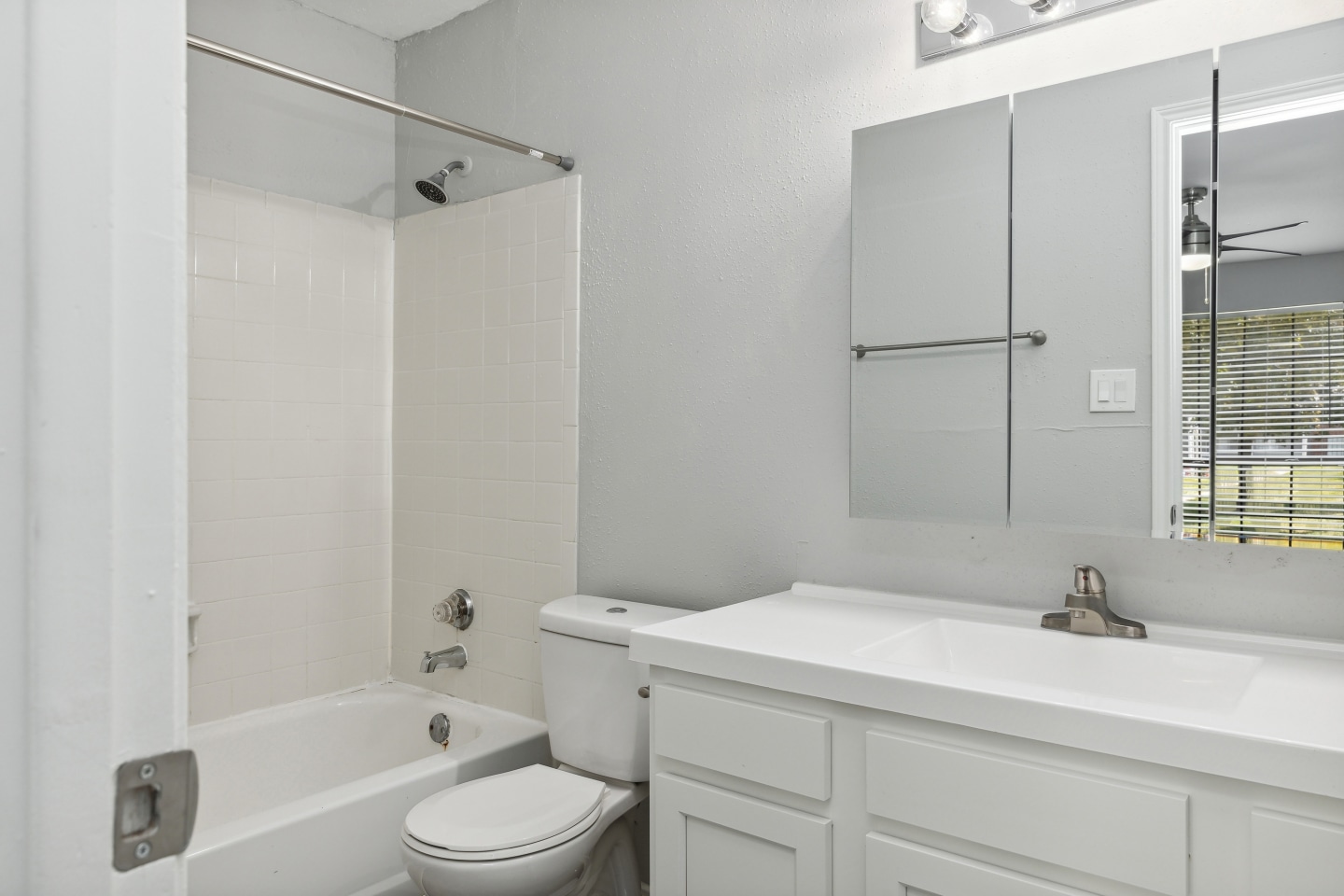 Remington Place Apartment Homes Image 13