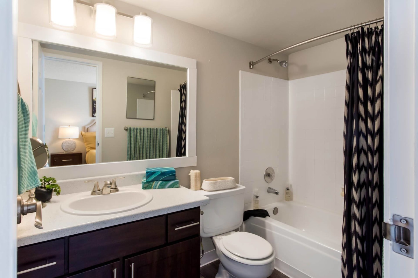 Deer Crest Apartment Homes Image 5