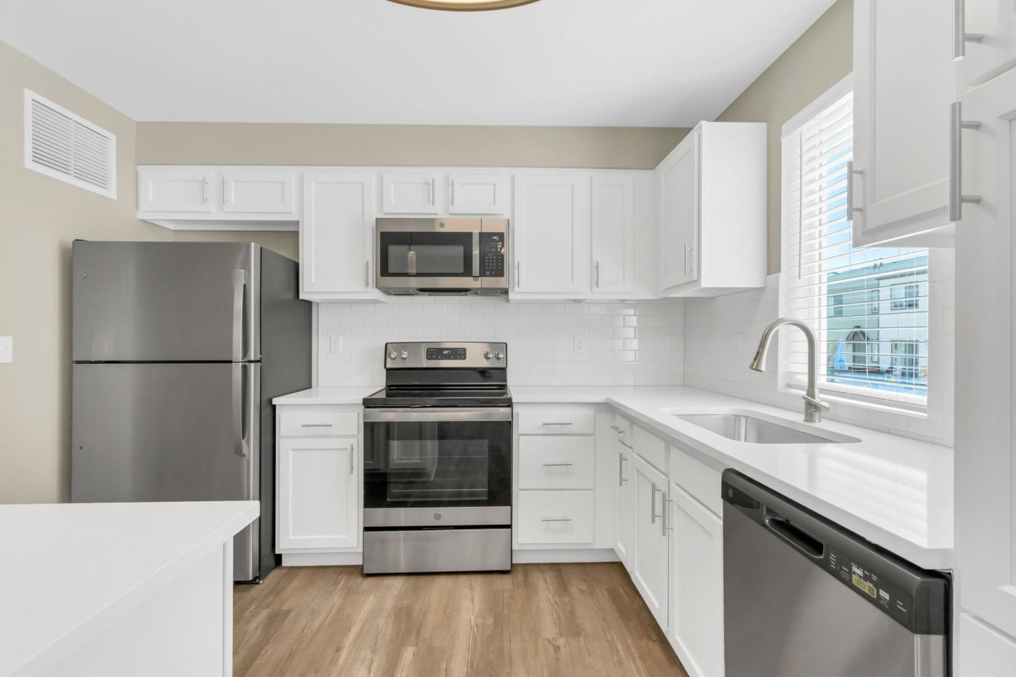 Briar Grove Townhomes Image 120