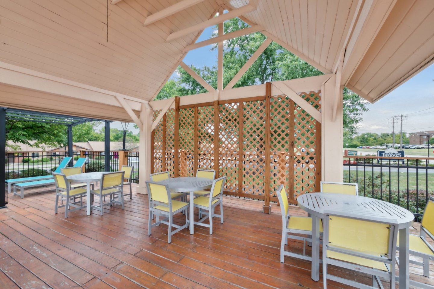 The Oaks at Woodridge Image 13