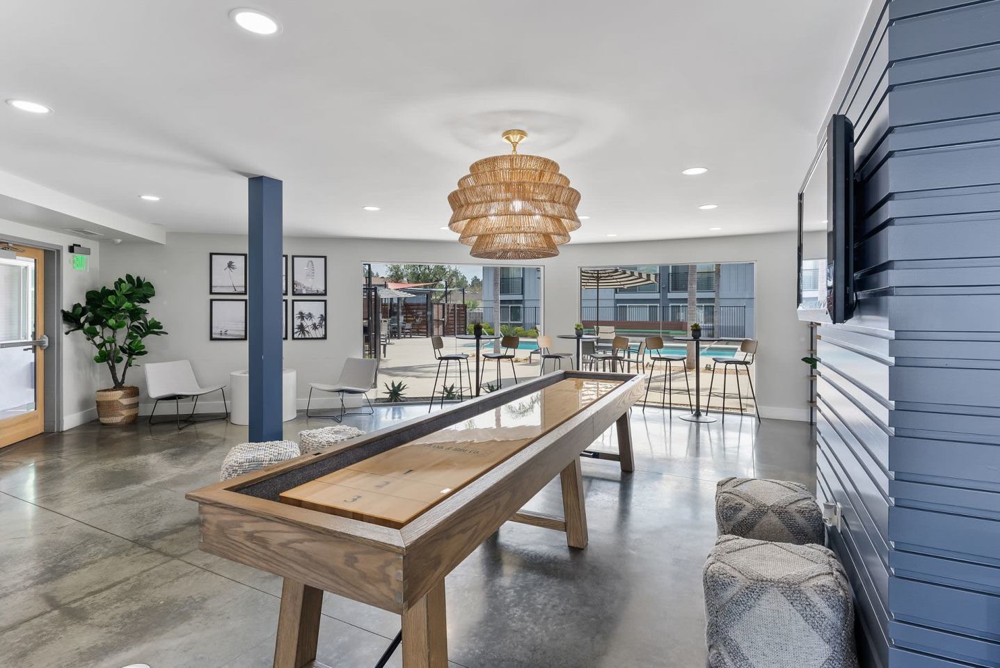 The Circle Apartments at Long Beach Image 19