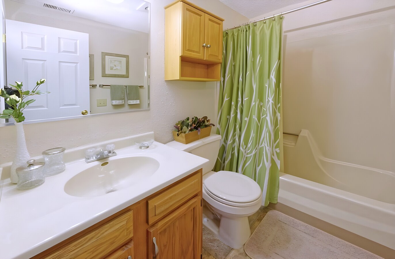 Regency Court Image 10