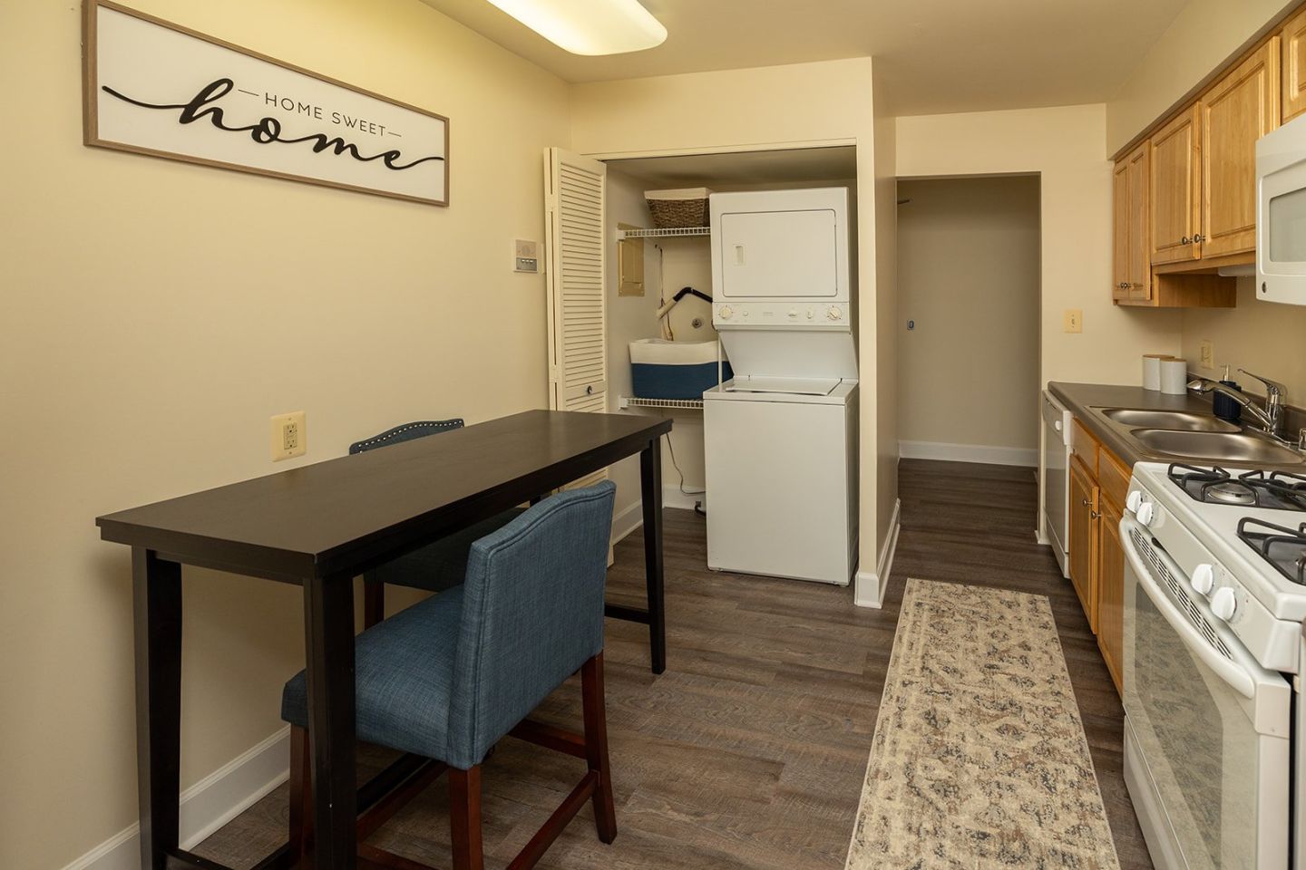 The Brittany Apartments Image 11