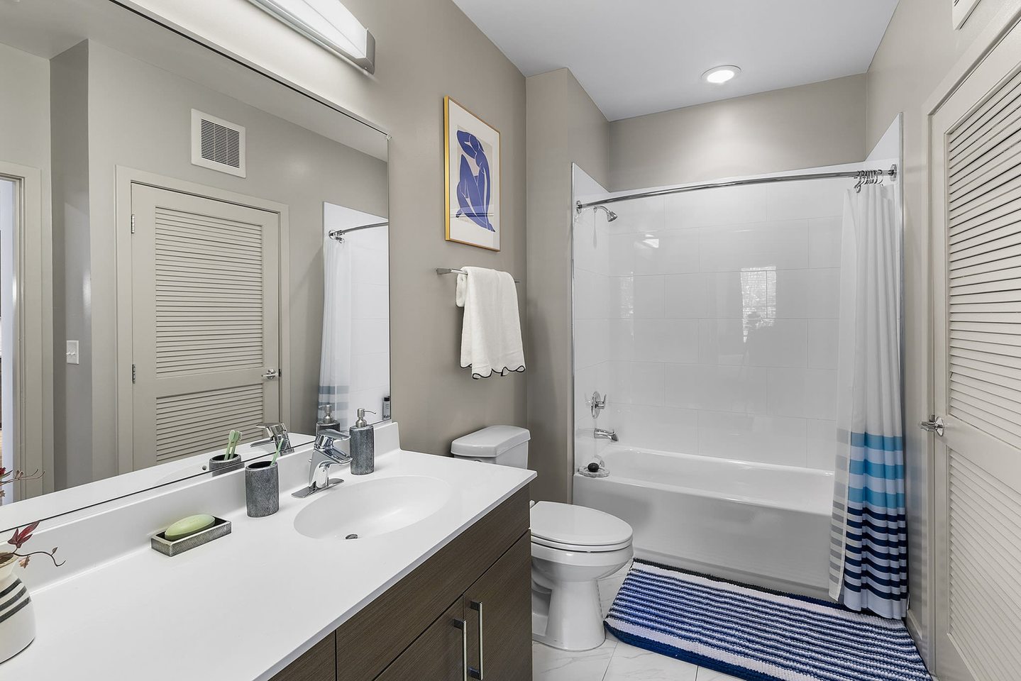 Cadence at Crown Apartments Image 11