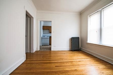 1448 W 83rd Image 2