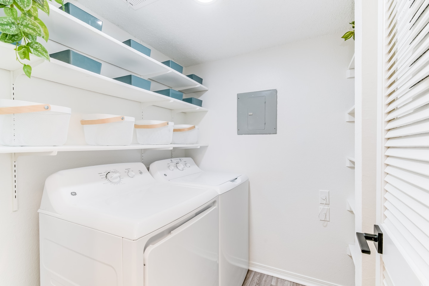Dylan Apartments Image 11