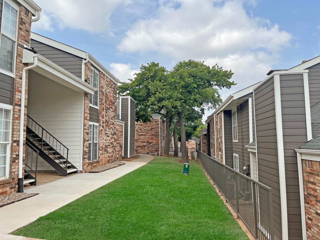 Spring Creek of Edmond Apartments Image 23