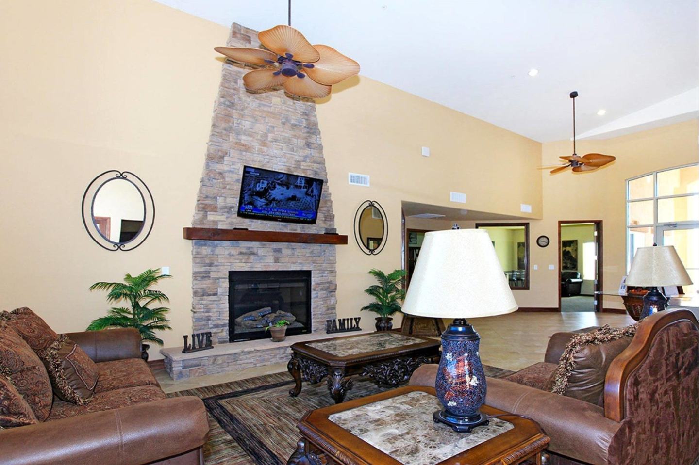 Raintree Apartments Image 10