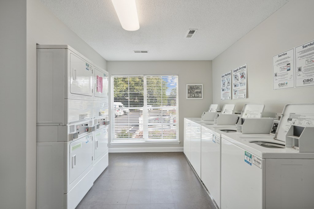 Cypress Pointe Apartment Homes Image 20