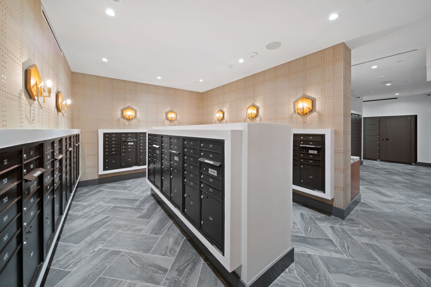 Halcyon House Image 34