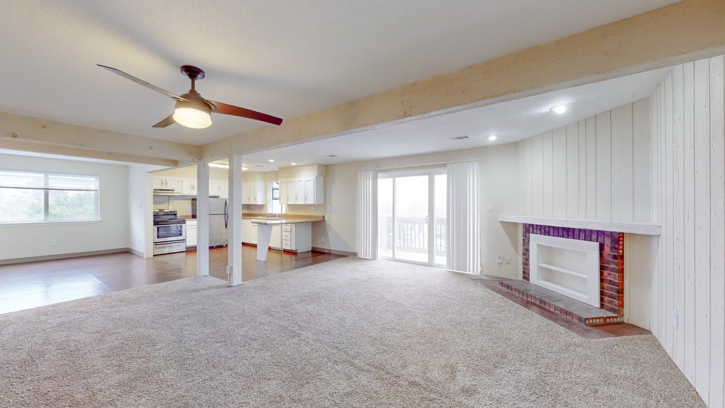 Skyline Apartments Image 13
