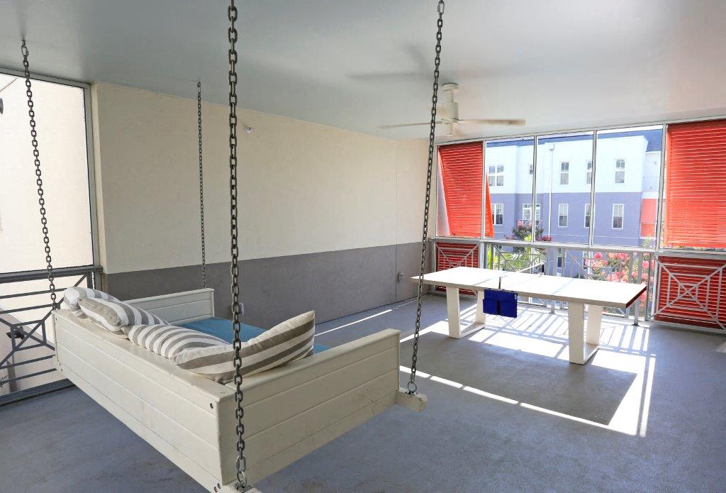 Link Apartments Mixson Image 7
