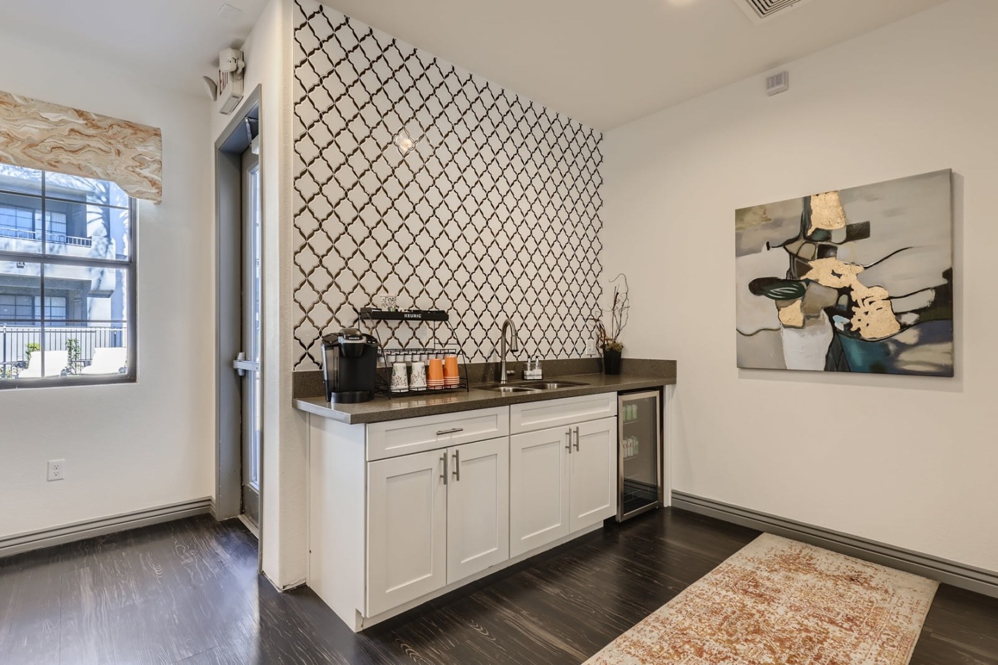 Mandarina Luxury Apartment Homes Image 9