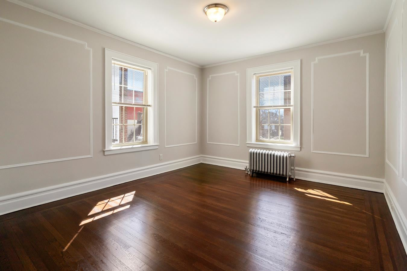 11 Park Place Apartments Image 9