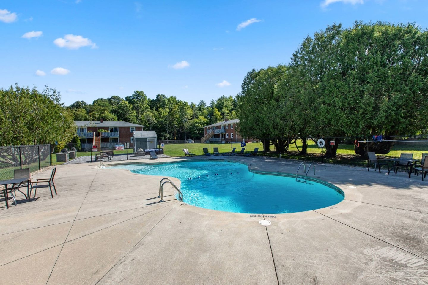 Manor Grove Image 7