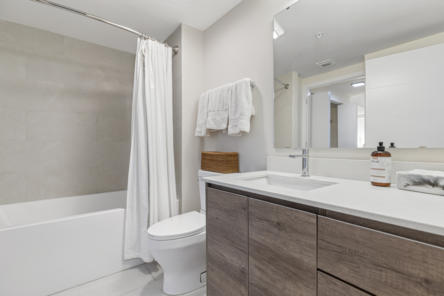 Bella Vista Apartments Image 7
