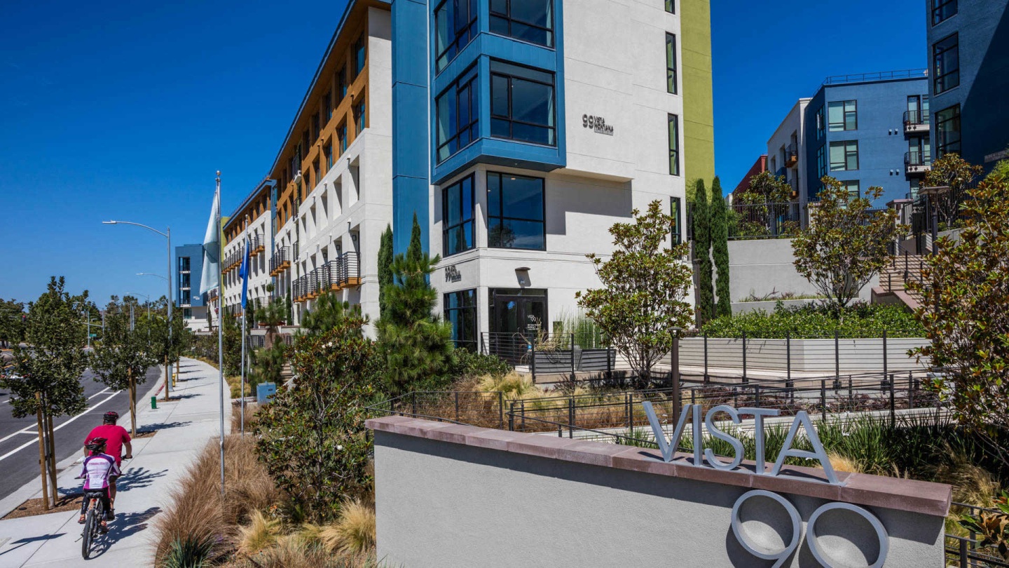 Vista 99 Apartments Image 36