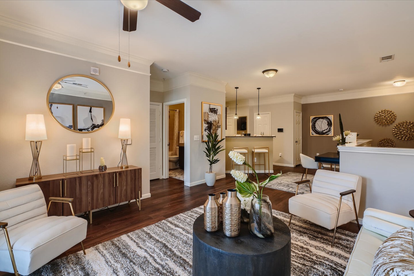 Grand Villas at Katy Image 33