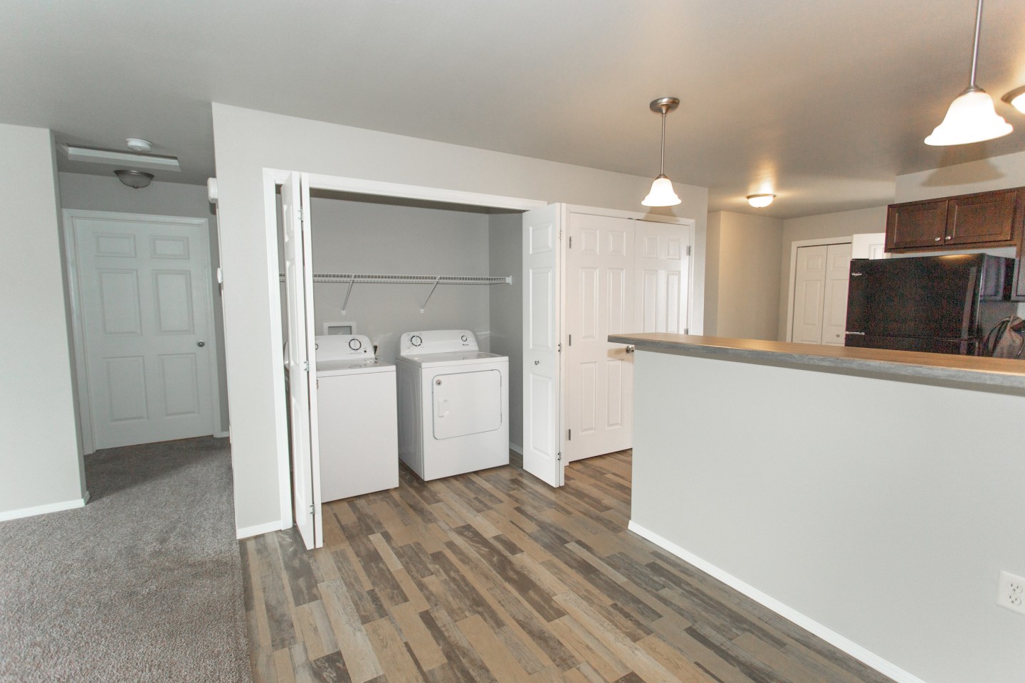 Thelin Center Apartments Image 5