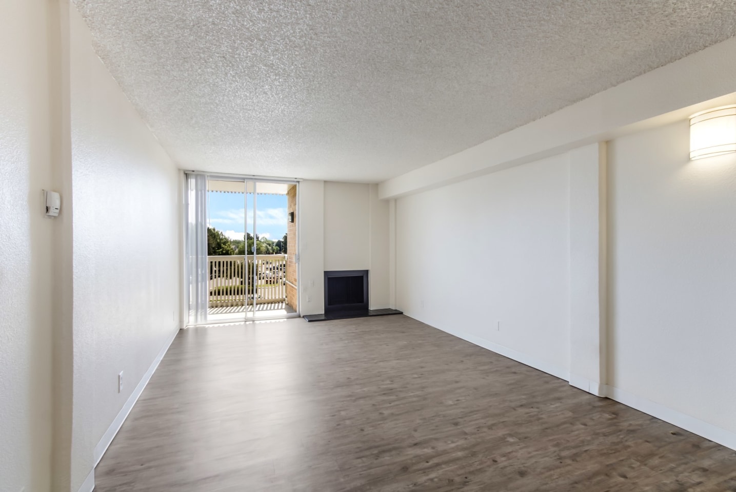 The Crossing Apartment Homes Image 13