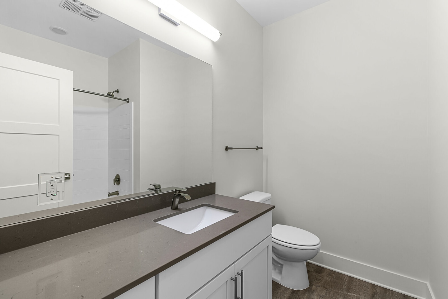 The Apartments at Copper Creek Image 44