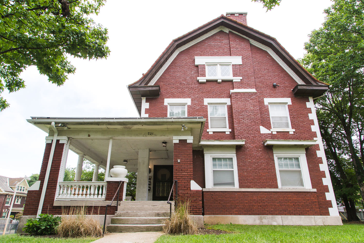 721 E. Armour Image 3