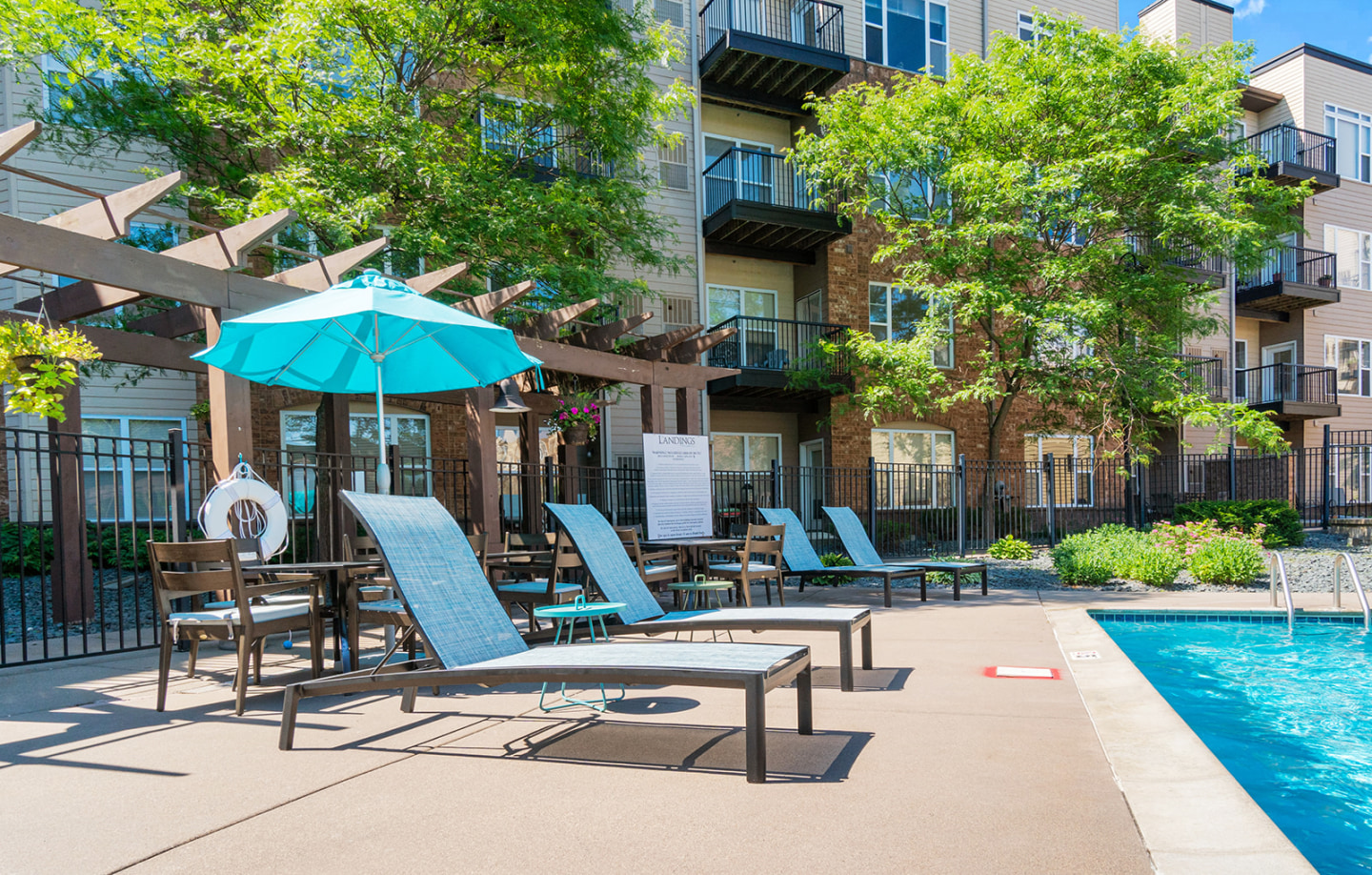 The Landings at Silver Lake Village Image 20