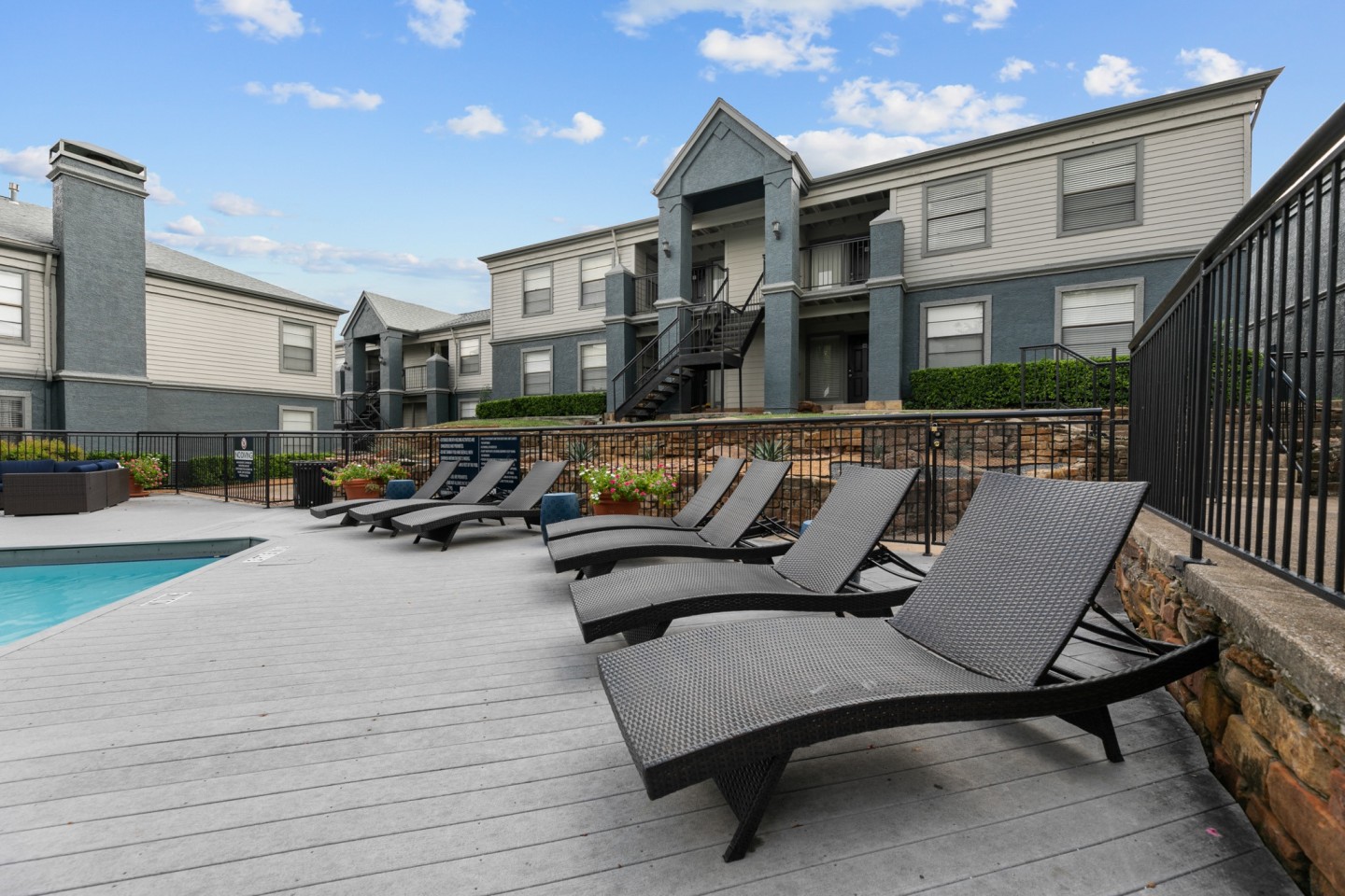 5636 Apartment Homes Image 10