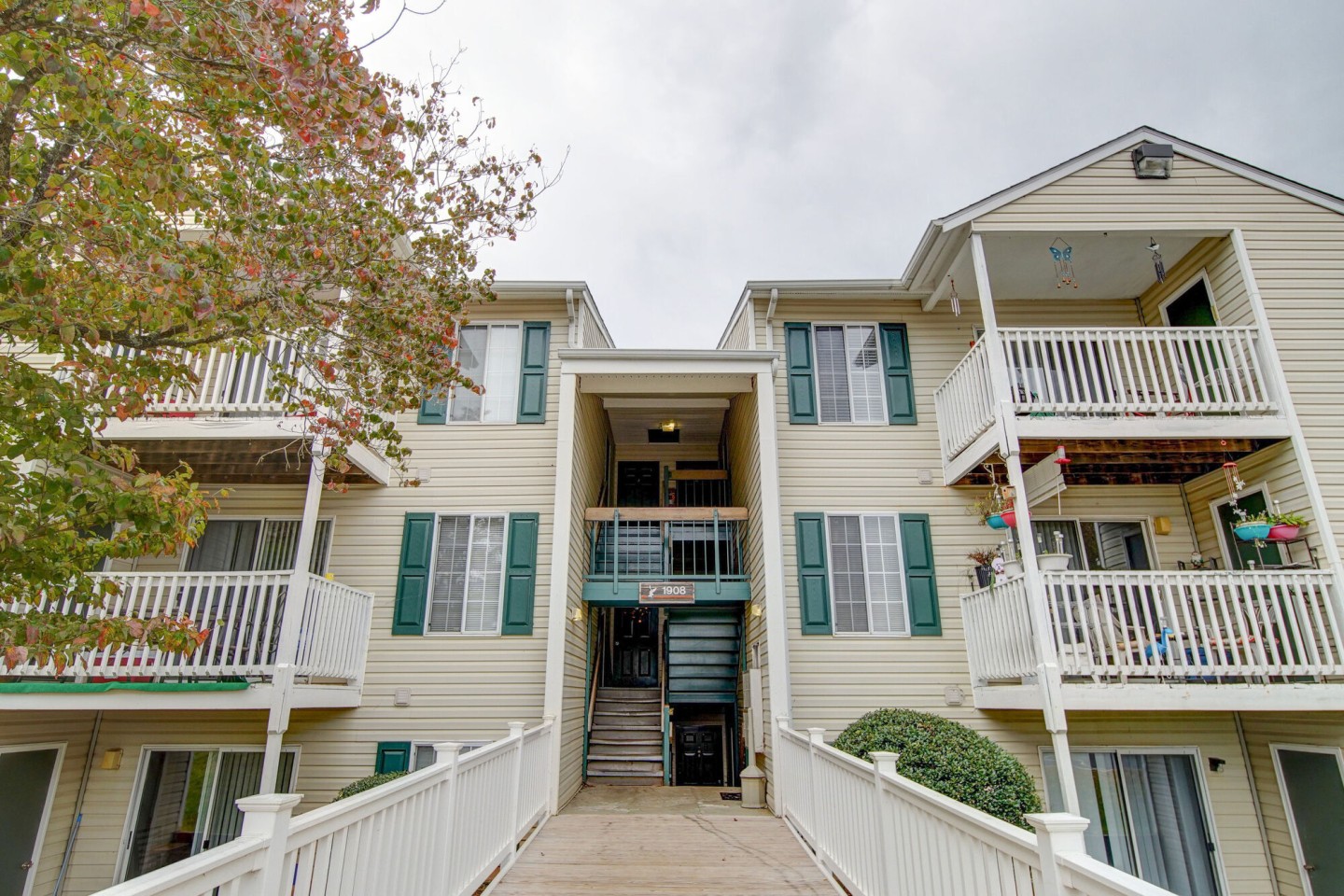 Falcon Pointe Image 2