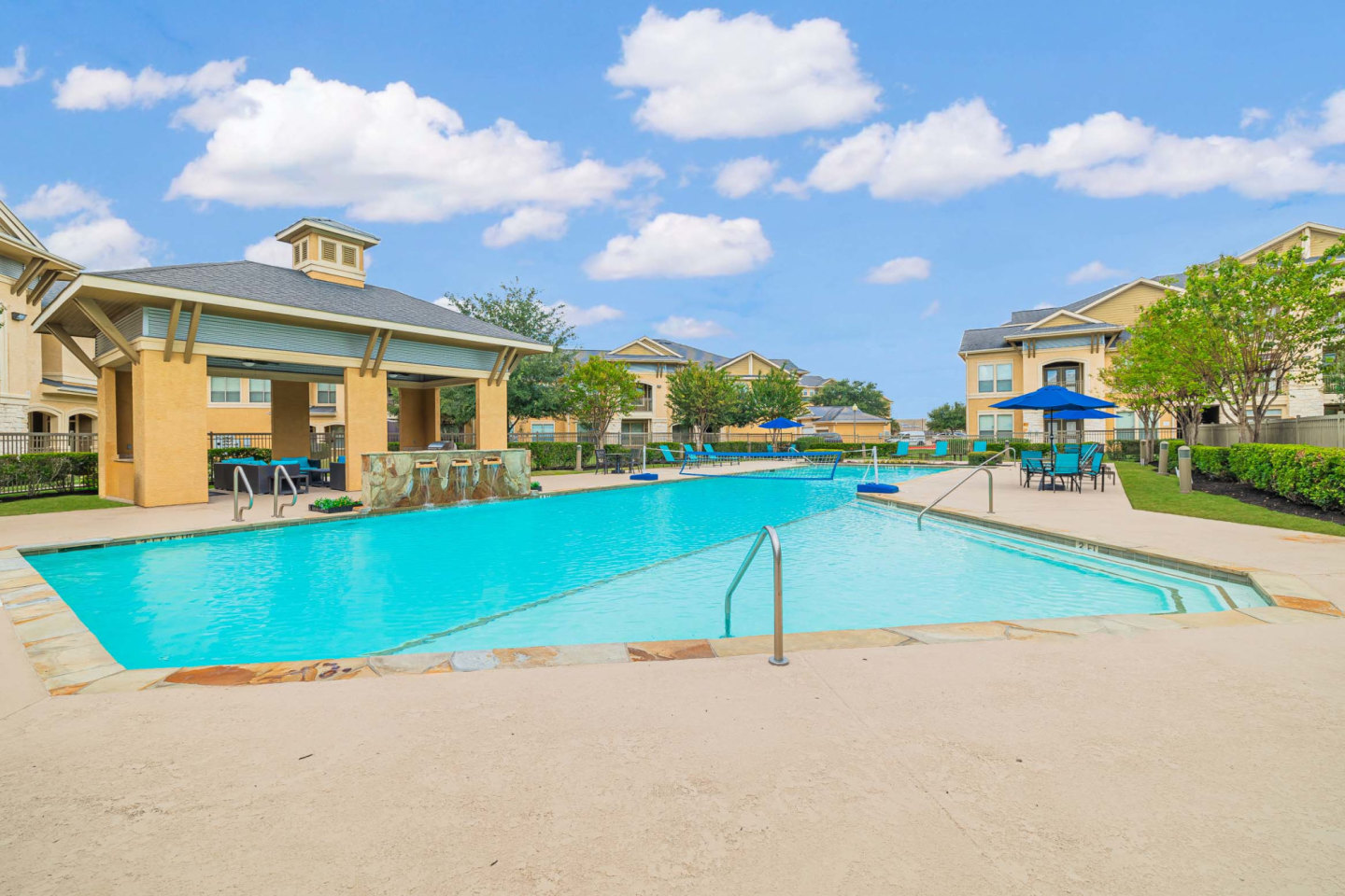 Dolce Living Rosenberg Image 4
