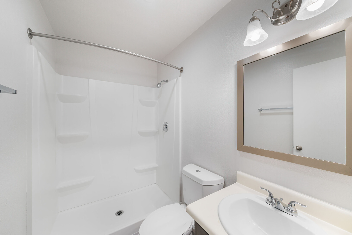 Home Suites Image 2