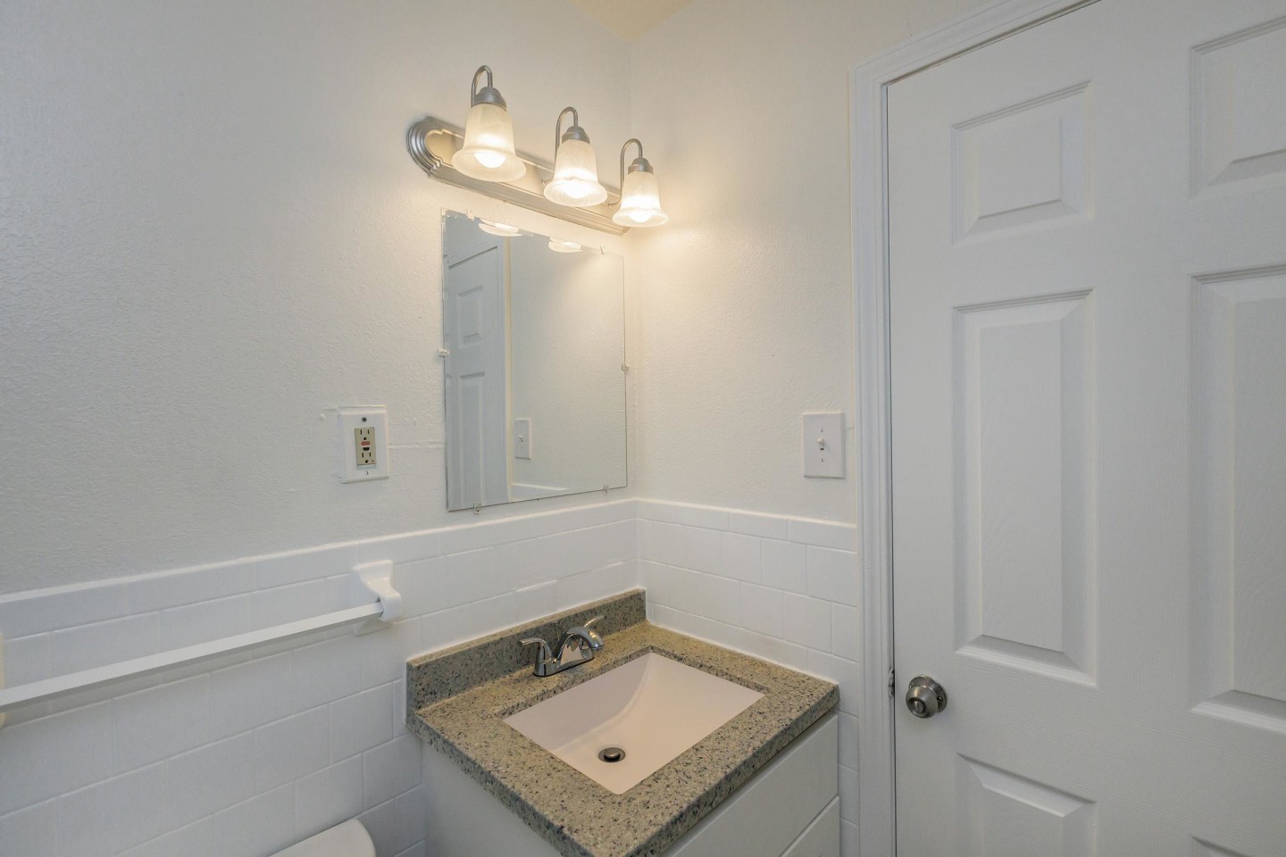 Belmont Crossing Image 22