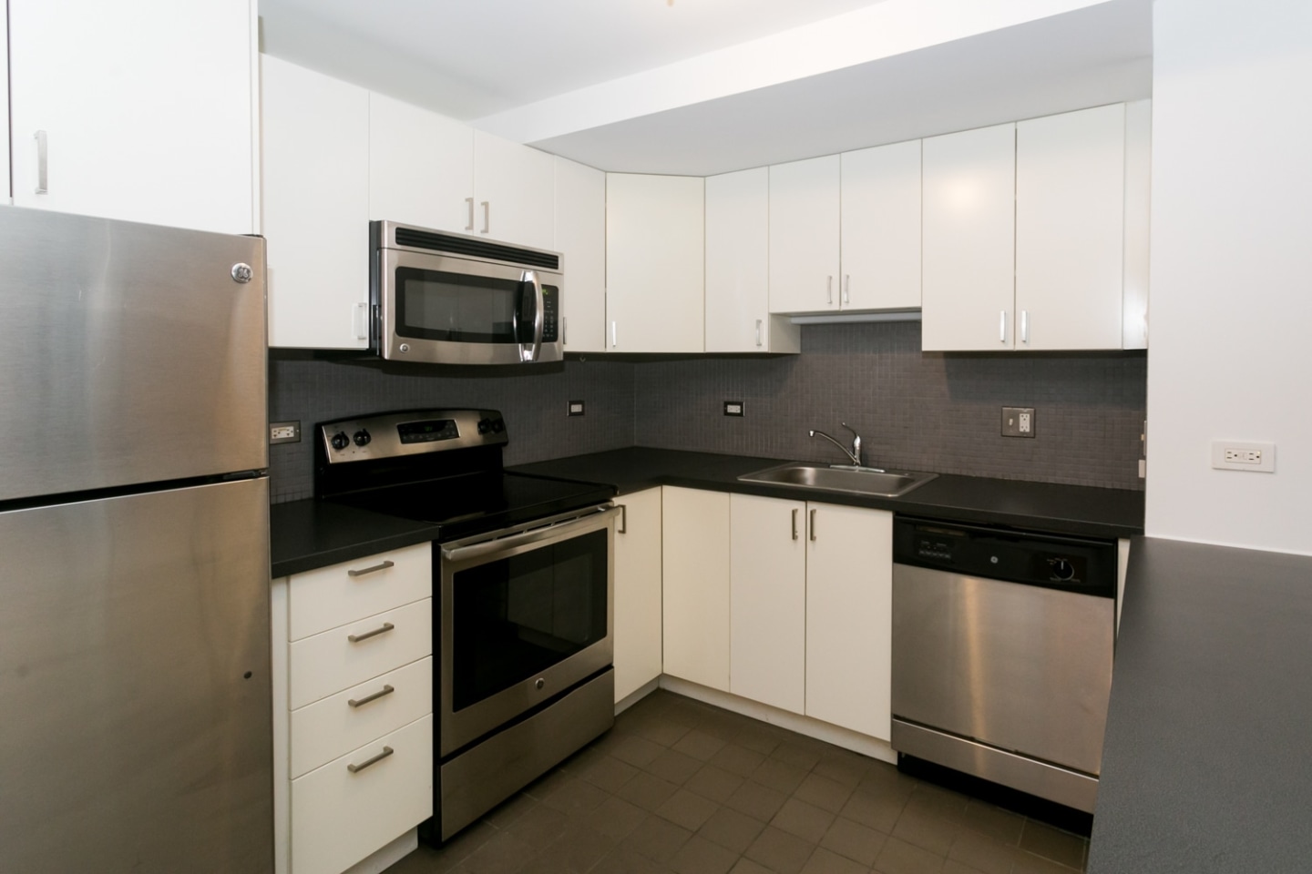5320-5326.5 S. Drexel Boulevard Image 23
